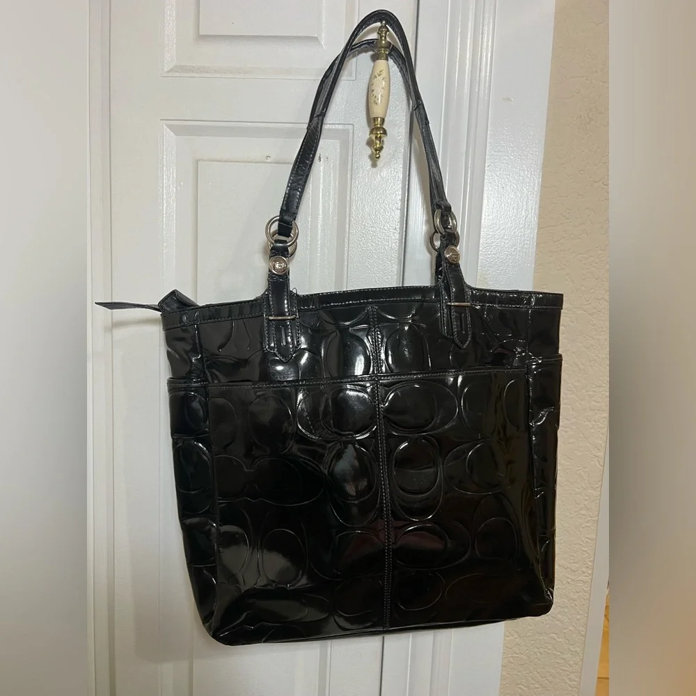 Coach Black Patent Leather Tote bag #F15245 - Picture 1 of 6